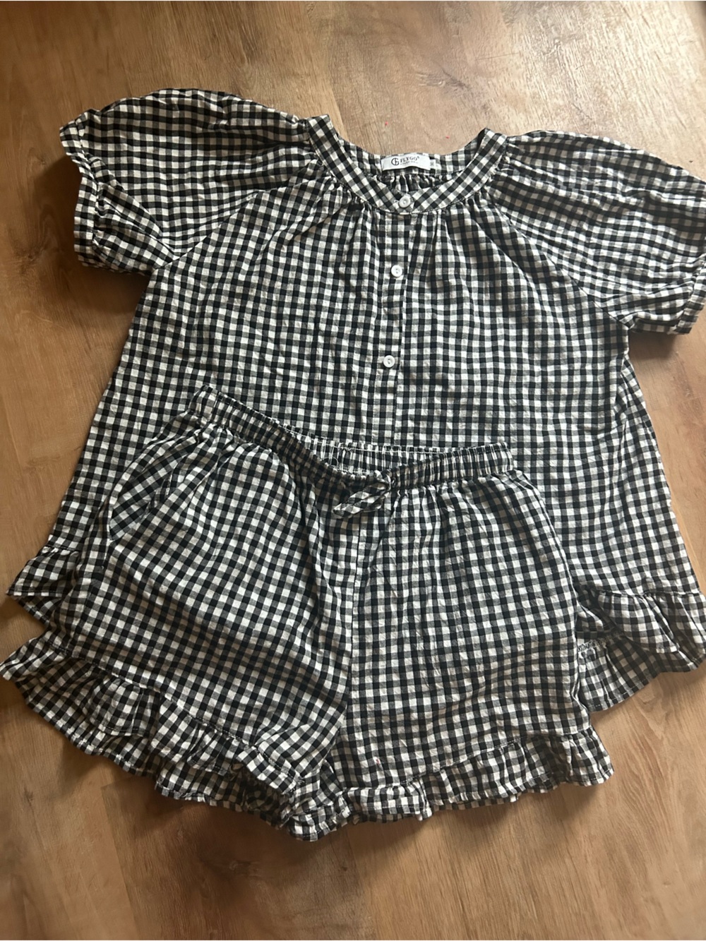 Women's Black & White Gingham Ruffle Short Pajama Set - Picture 2 of 5